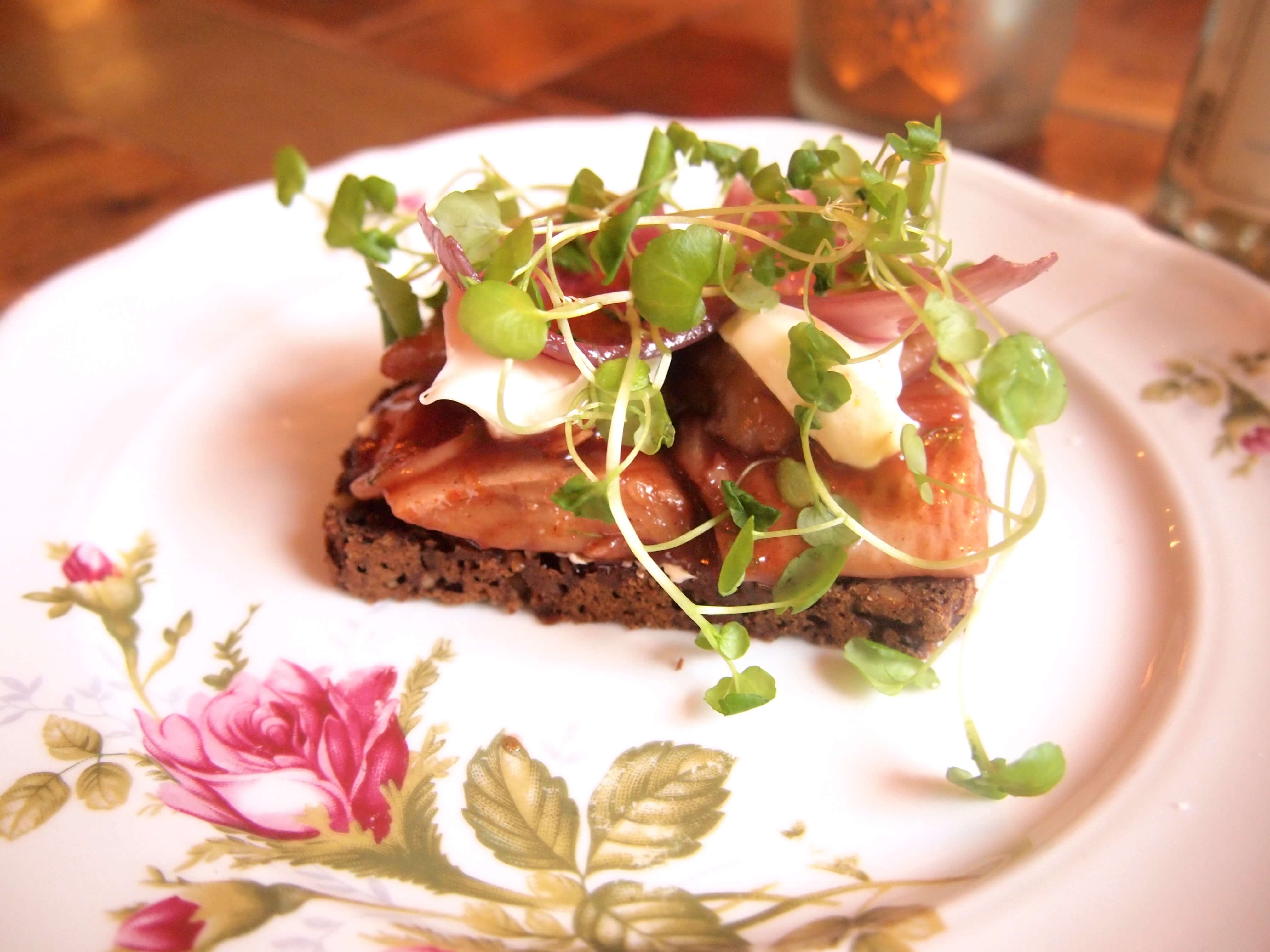 コペンハーゲンの安くて美味しいデンマーク風オープンサンド店3選